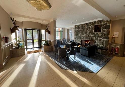 Cabarfeidh Hotel, lounge