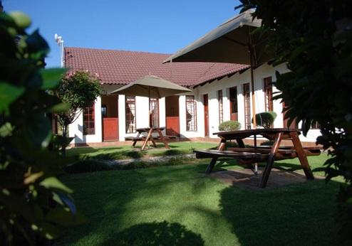 Journey's Inn Africa Guest House, tuin