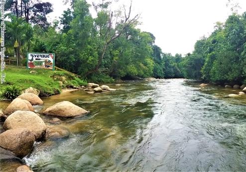 Ulu River Lodge, omgeving