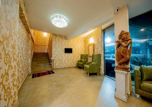 Olympus Plaza Hotel, lobby