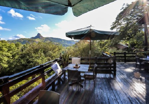 Mantenga Lodge, terras