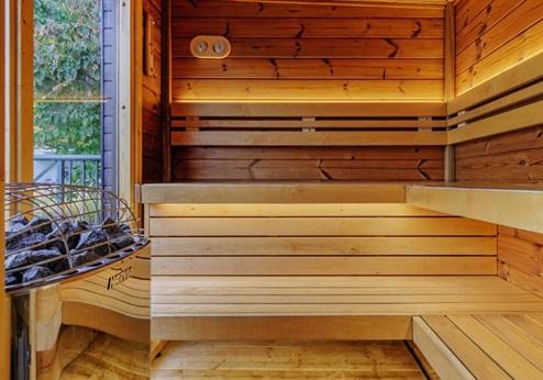 Balcomo, A Ramada by Wyndham, sauna