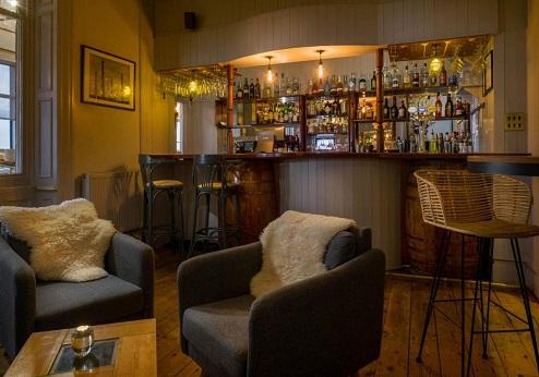 Housel Bay Hotel, lounge/bar