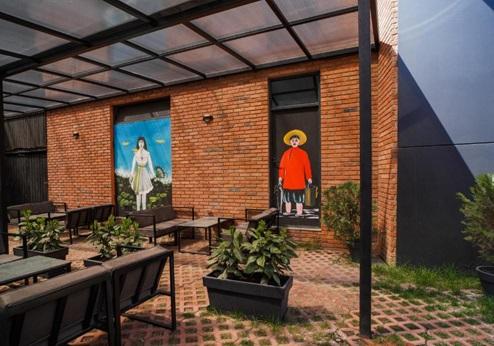 Graphica Tbilisi Hotel, tuin
