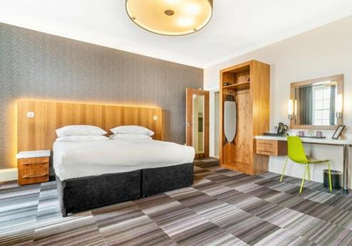 The Place Hotel, Kamer