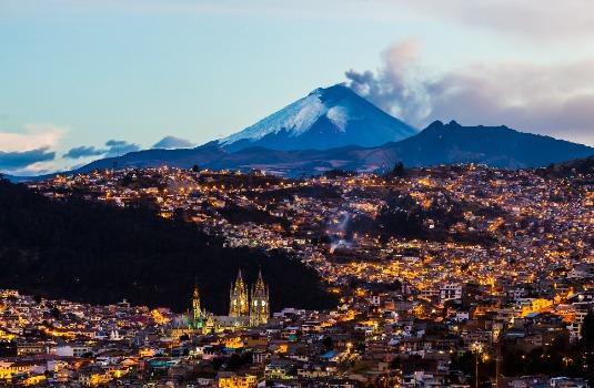 Cotopaxi vulkaanuitbarsting Quito, Ecuador