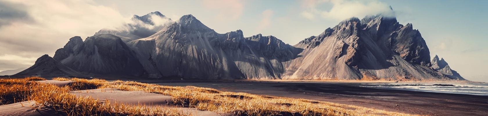 Vestrahorn-berg op het schiereiland Stokksnes