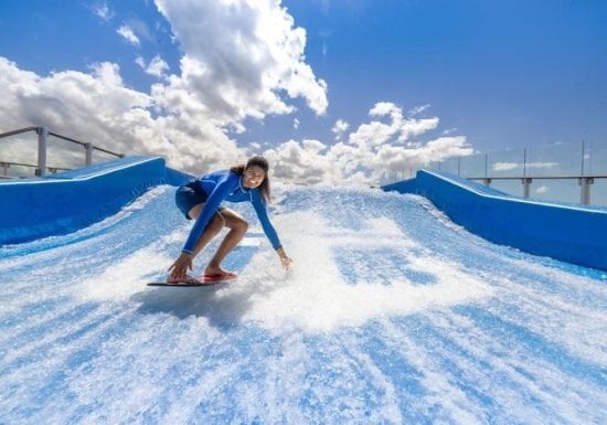 Royal Caribbean - Icon klasse Flowrider op de Icon of the Seas