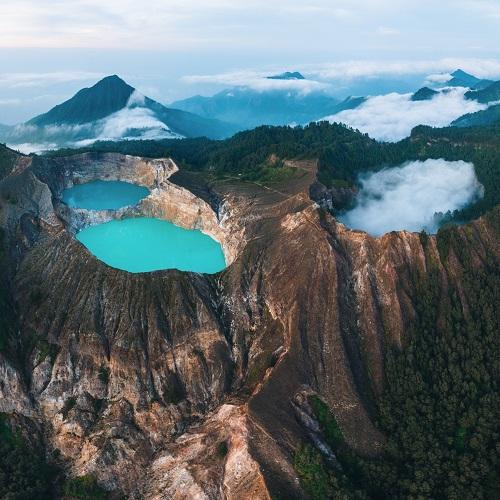 Kelimutu, Flores