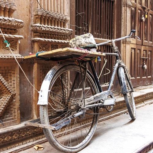 Oude fiets in Delhi