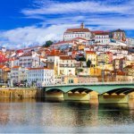 Uitzicht op universiteitsstad Coimbra