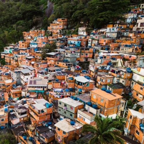 Een favella in Rio de Janeiro