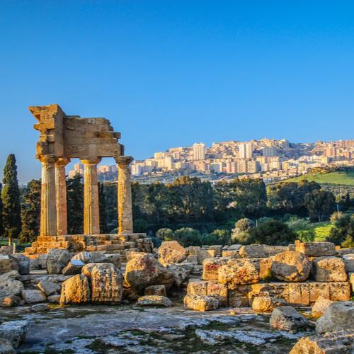 Agrigento, ruïnes van tempel Castor en Pollux