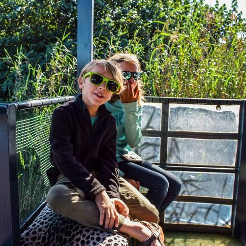 Kinderen op de boot bij St. Lucia Estuary