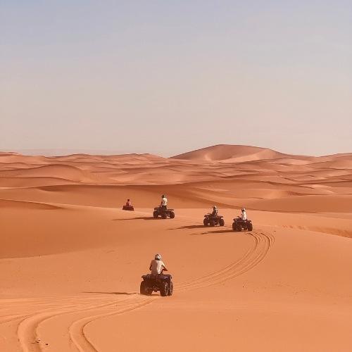 Quads in zandduinen