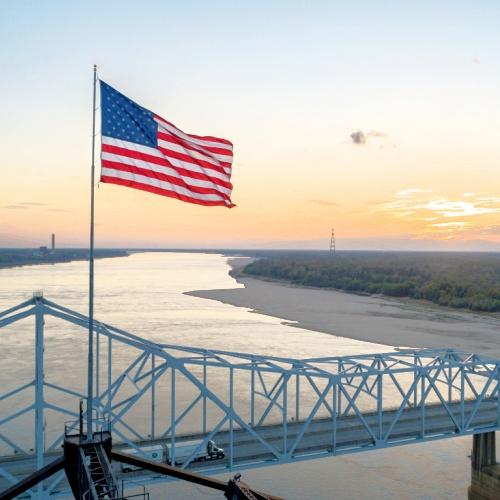 Vicksburg brug, Amerikaanse vlag