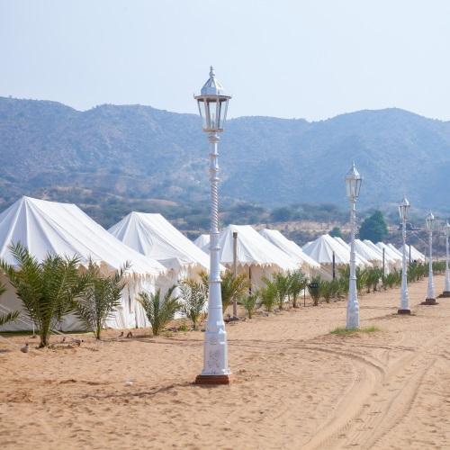 Puskar tents Pri Overzicht