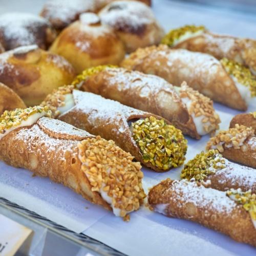 Cannoli, typisch Siciliaanse lekkernij