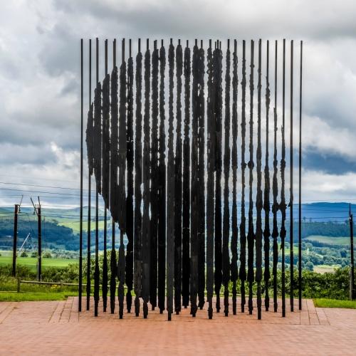 Nelson Mandela Monument van Howick