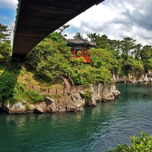 Yongyeon Wolkenbrug