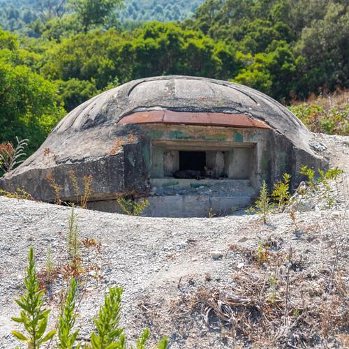 Bunker op Sazan Island