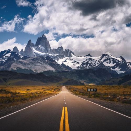 De weg naar El Chaltén met Fitz Roy op de achtergrond