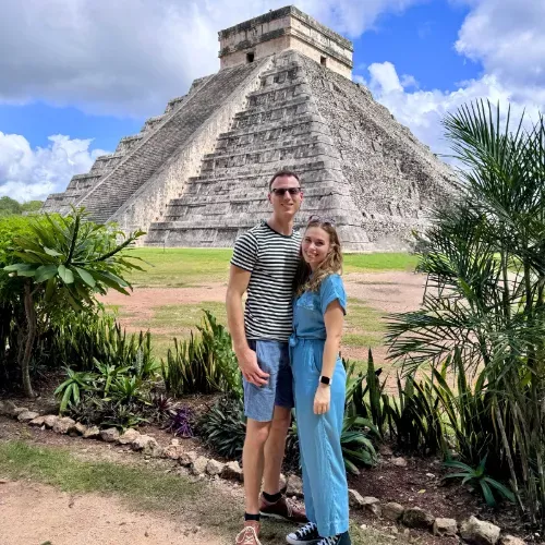 NRV reizigers bij Chichén Itzá