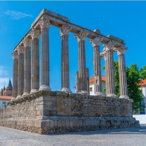 Évora
