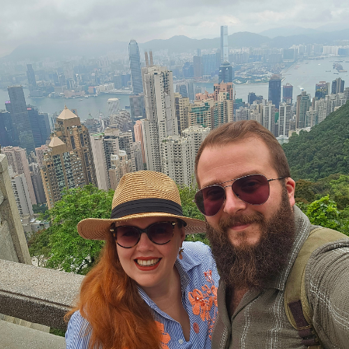  NRV reizigers op het hoogste punt van de stad: Victoria Peak