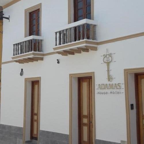 Adamas Boutique hotel - buitenkant