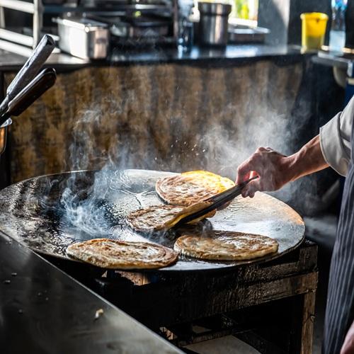 Roghi Naan, India