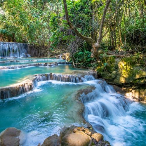 Kuang Si Watervallen