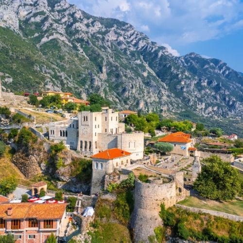 Uitzicht op het fort en kasteel, Kruja