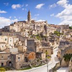 Matera huizen en kerk