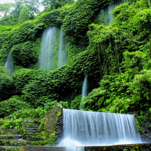 Benang Kelambu, Lombok