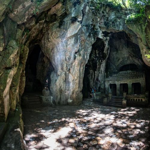 Ngu Hanh Son, grotten