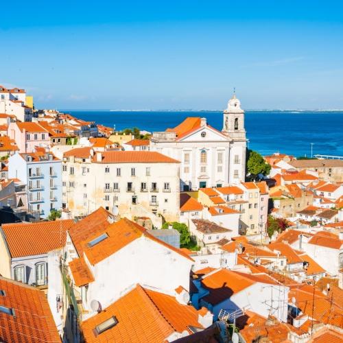Uitzicht over Alfama wijk 