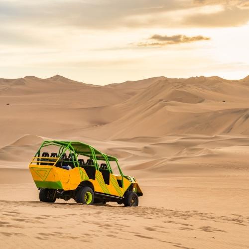 Huacachina woestijn, buggy