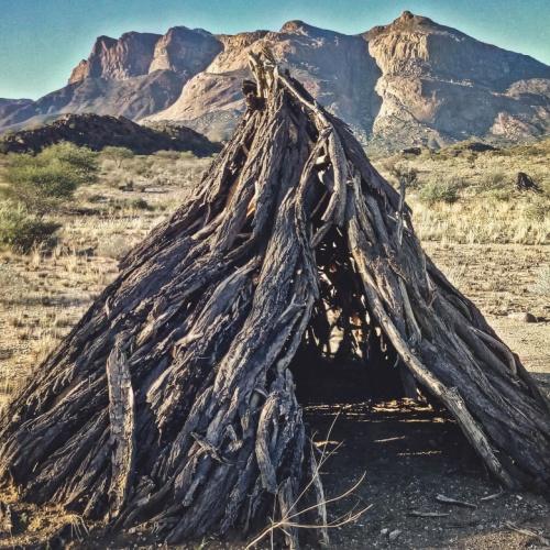 Bosjesman hut in Namibië