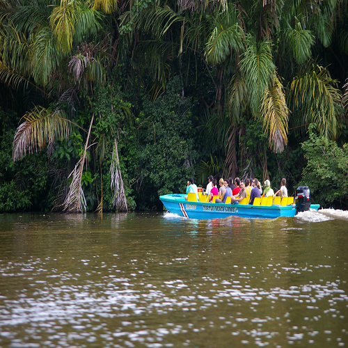Watertaxi, Tortuguero Nationaal Park 
