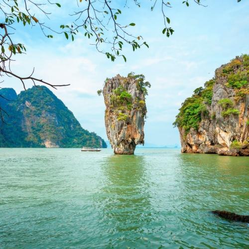 James Bond island