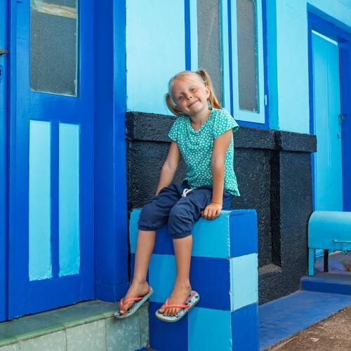 Meisje in Kampung Biru Arema