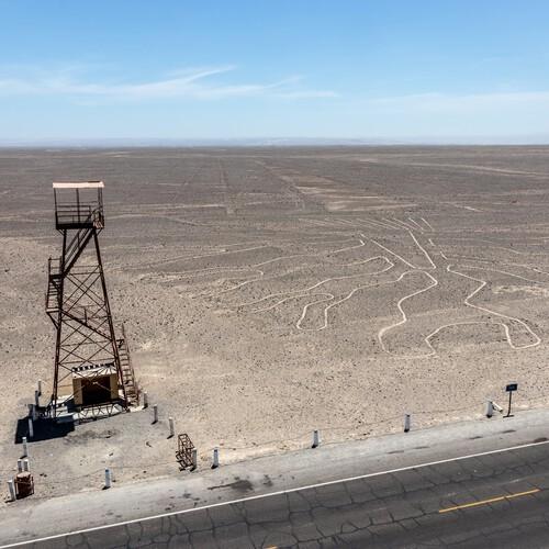 Uitkijktoren over de Nazca-lijnen