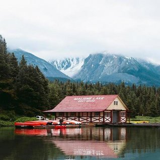 Cruise Maligne Lake naar Spirit Island