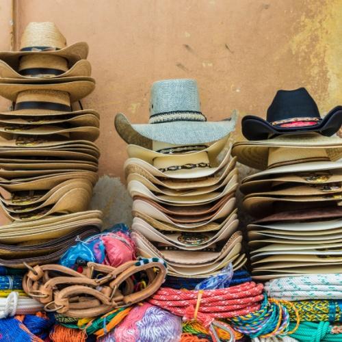 Cowboy hoeden in Copán
