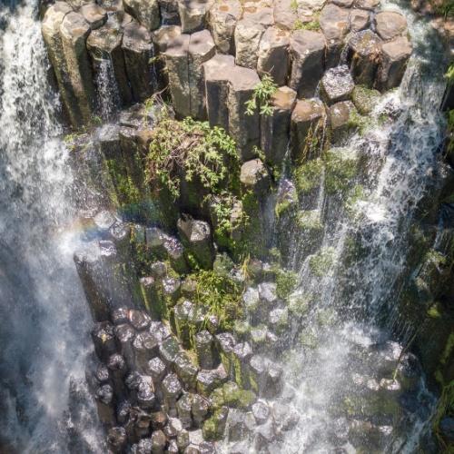 Watervallen van Los Tercios, unieke basaltformaties