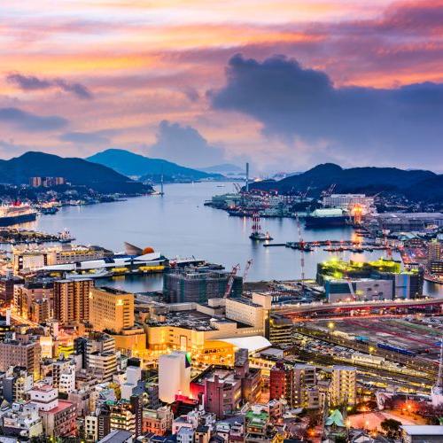 De havenstad Nagasaki
