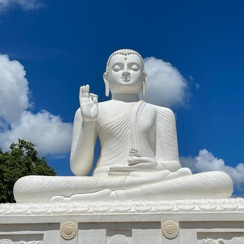 Sri Lanka, Buddha in Mihintale