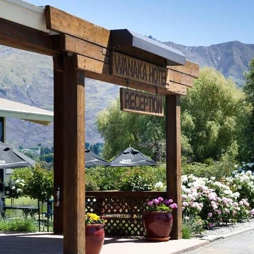 Wanaka Hotel, Receptie