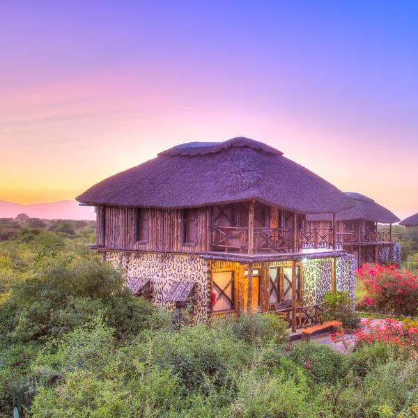 Tanzania Manyara Wildlife Safari Camp